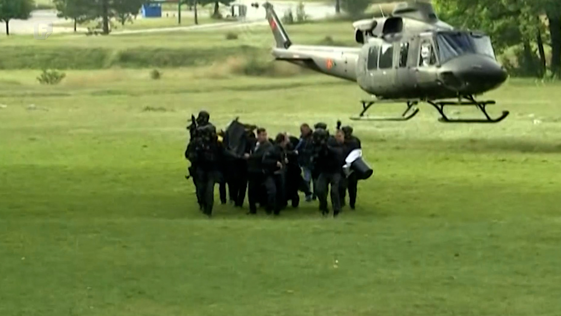 Ustoličen Joanikije, sve ispraćeno barikadama, sukobima, hapšenjima