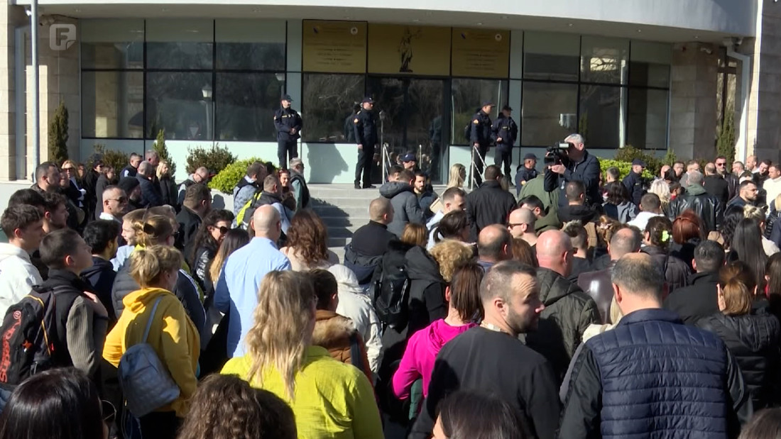 Mirni prosvjed u Trebinju: Građani traže odgovornost nakon napada na mladića