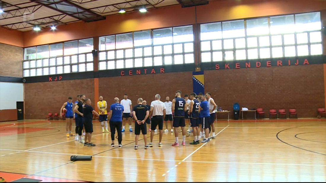 Košarkaša reprezentacija putuje u Beograd na prijateljski meč sa Srbijom