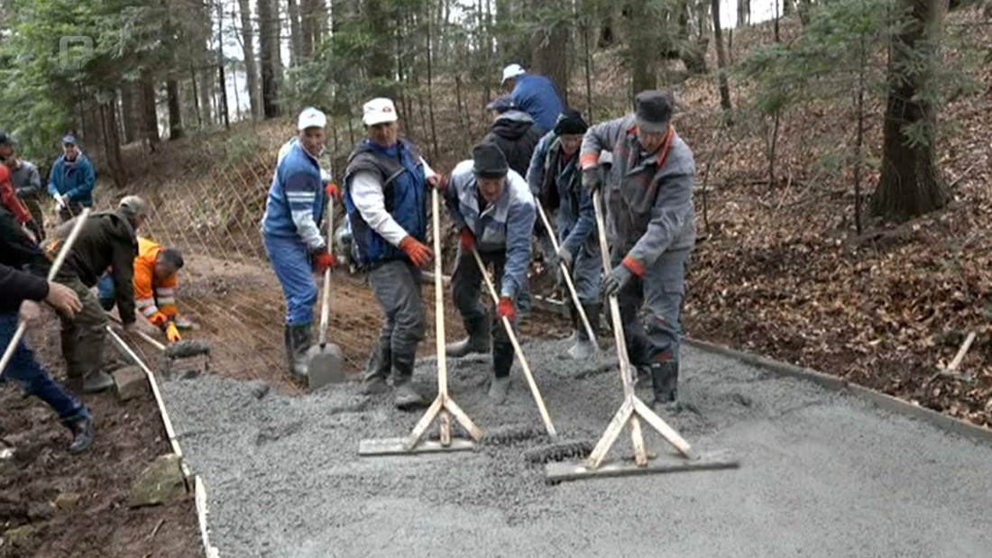 Složni Željeznopoljci grade put prema Mahnjači, očekuju procvat turizma