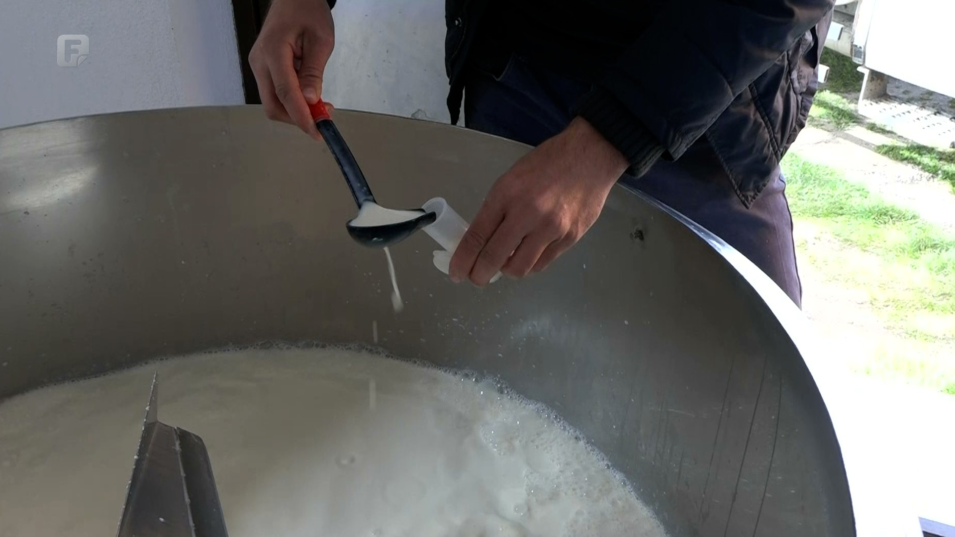 Otkupna cijena mlijeka ista već 20 godina, farme pred zatvaranjem