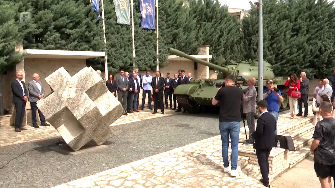 Obilježena 33. godišnjica zaustavljanja tenkova JNA na Pologu