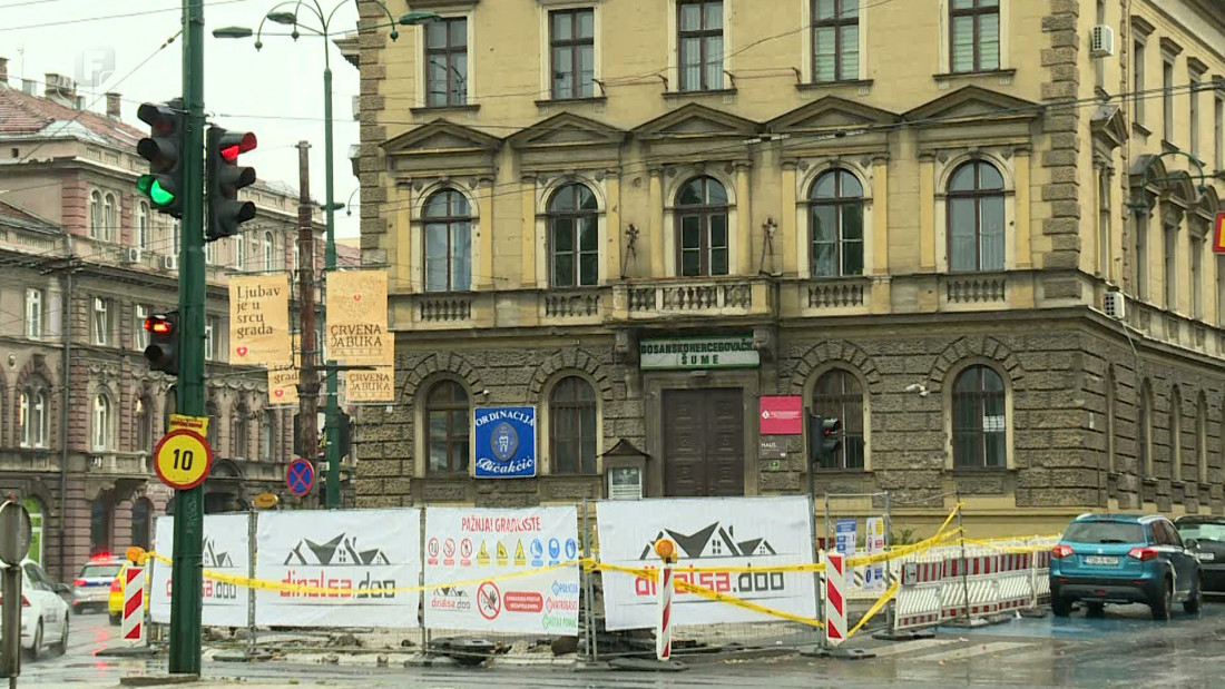 Blokirani radovi u centru Sarajeva, međusobne optužbe Mandića i Kapidžića