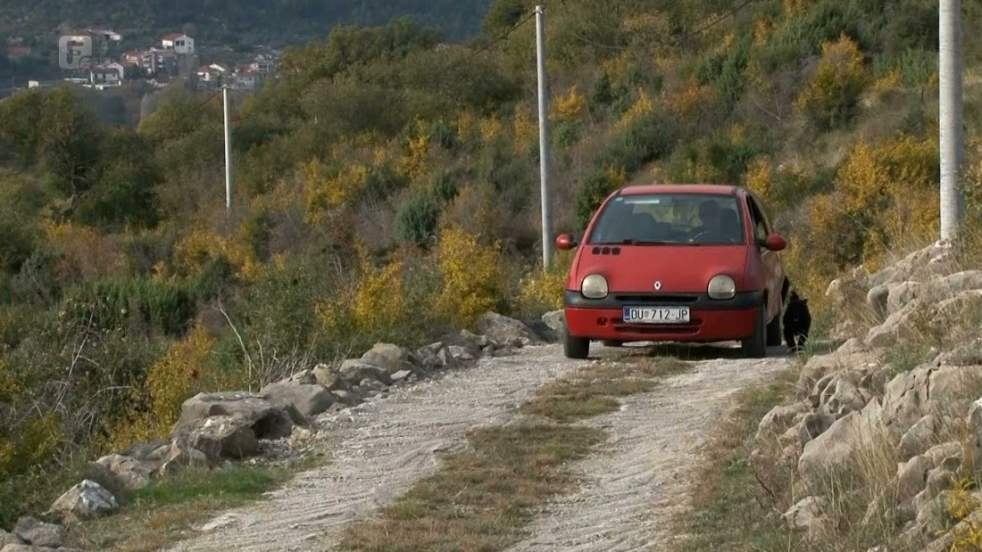 Crnići - građani jedne, a državljani druge zemlje