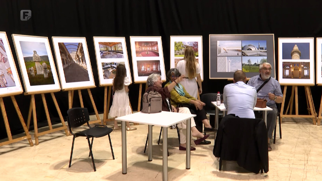 Izložba fotografija islamske arhitekture u okviru sajma 'Halal Expo'