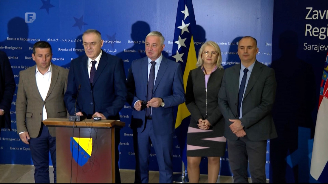 Dvije Trojke potpisuju sporazum: Novi politički blok bez SNSD-a