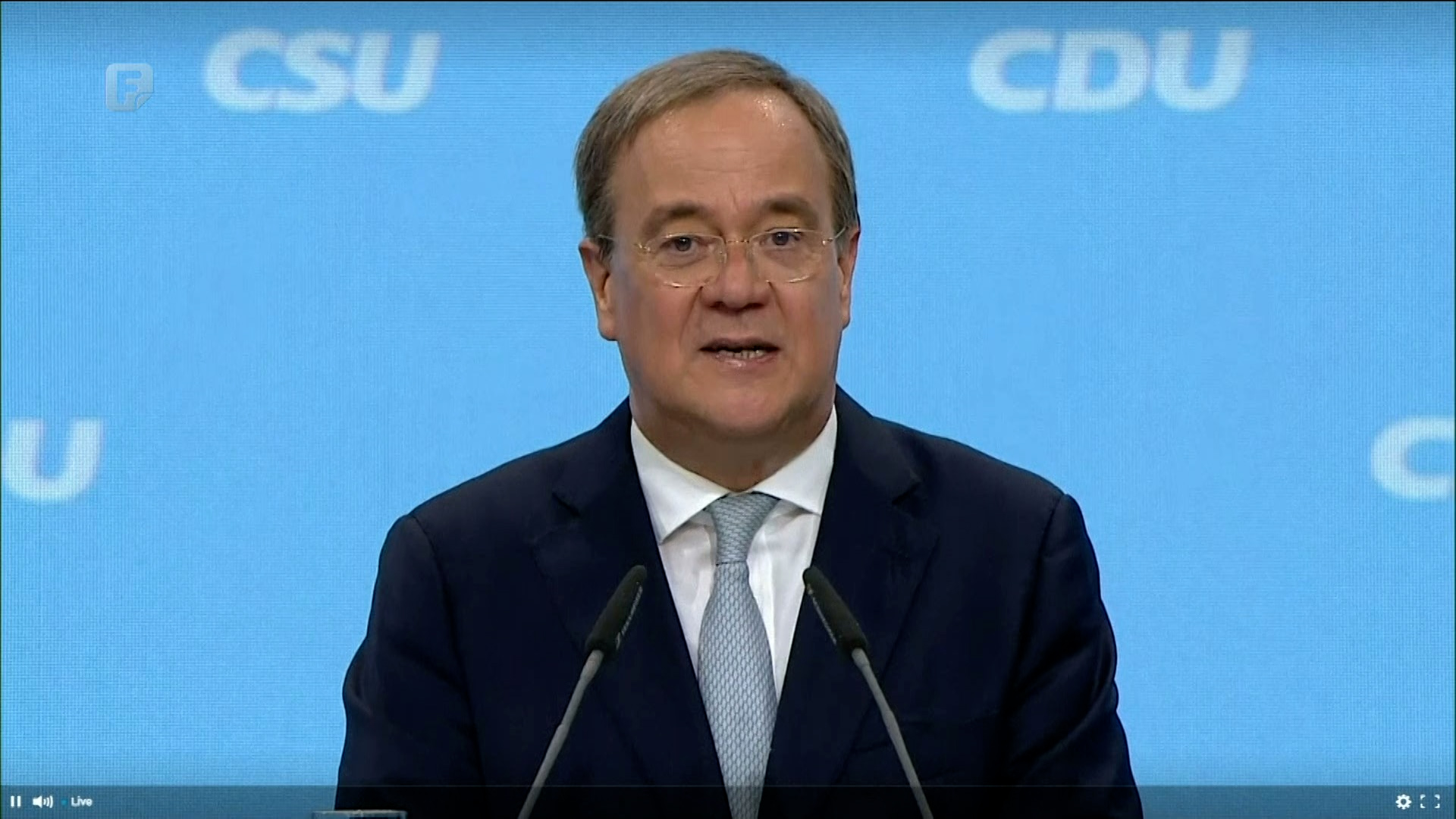 Merkel pružila podršku Laschetu