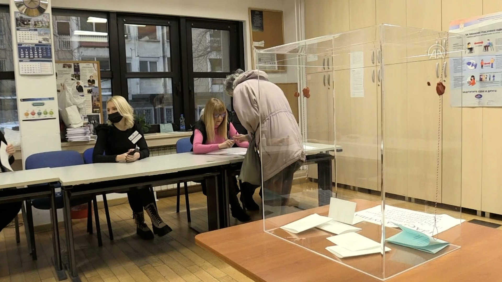 Do 14 sati na referendumu u Srbiji glasalo 14,99 posto upisanih birača