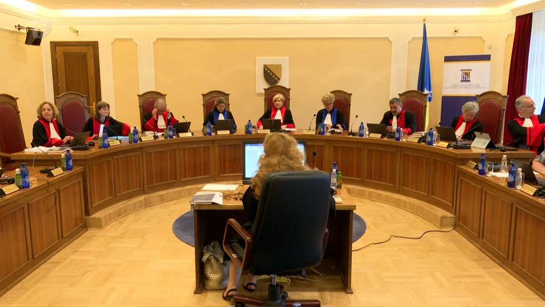 Ustavni sud prihvatio Kneževićev zahtjev za odlazak u penziju