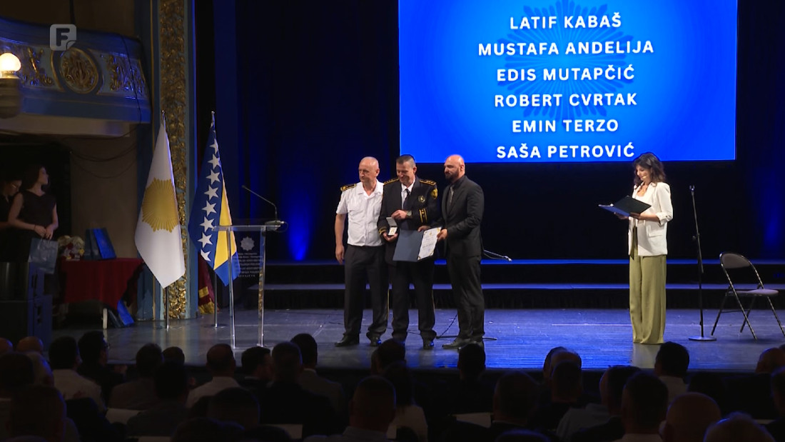 U Sarajevu obilježen Dan policije FBiH, dodijeljene nagrade i priznanja