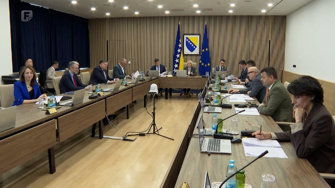 RS pravi dugove, ispašta cijela država - još uvijek bez konkretnih rješenja