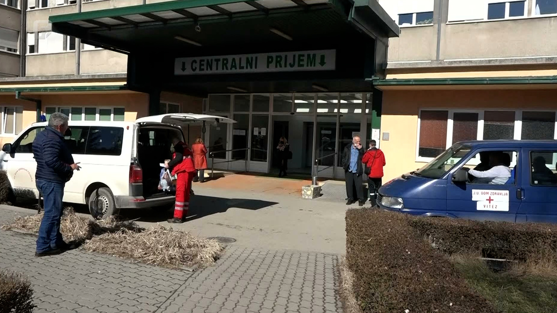 Prepolovljen broj pacijenata u SBK-u, pandemija jenjava