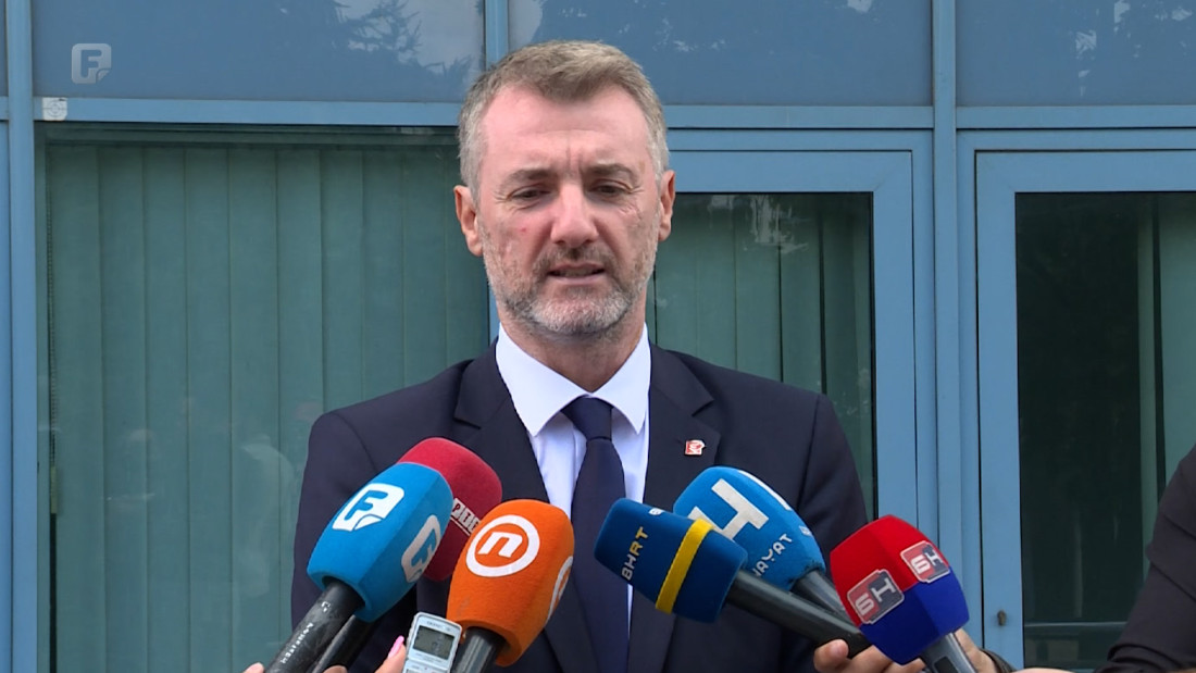 Forto: Sjednica kao 'hod po jajima'