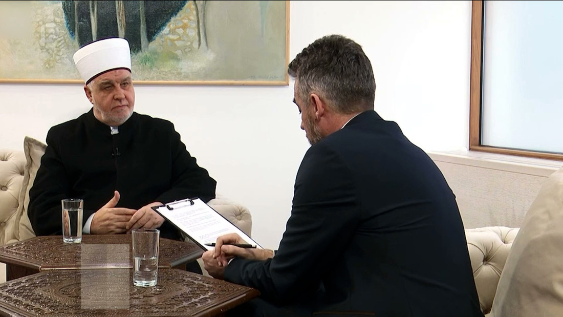 Reis uzburkao javnost - jedni negoduju, drugi ne vide ništa sporno