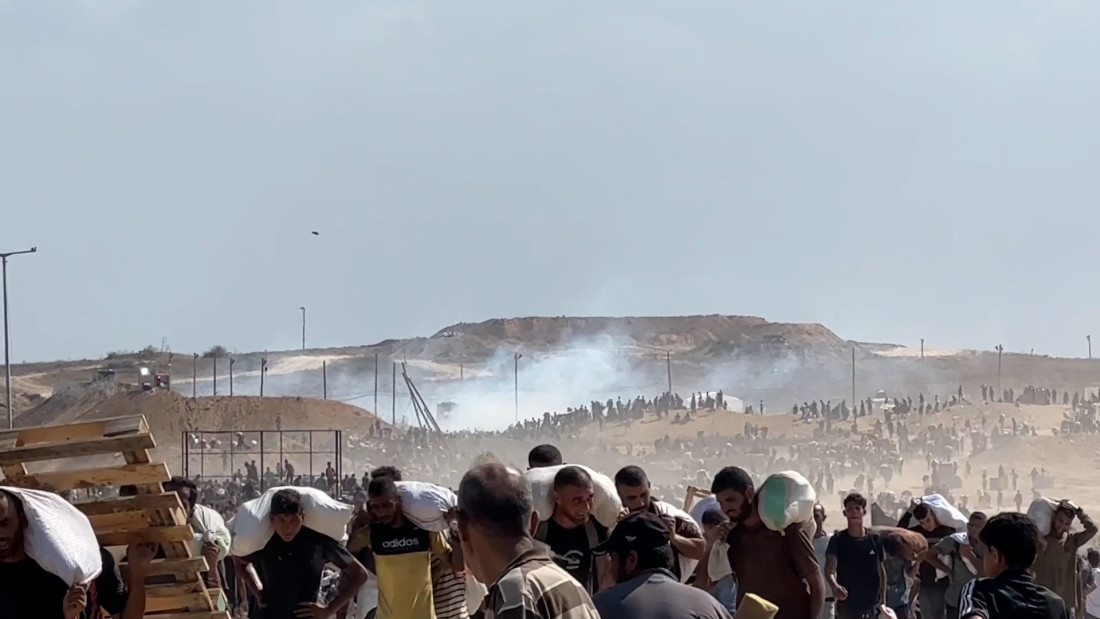 U napadima Izraela na Gazu ubijeno 20 Palestinaca, 15 u redu za pomoć