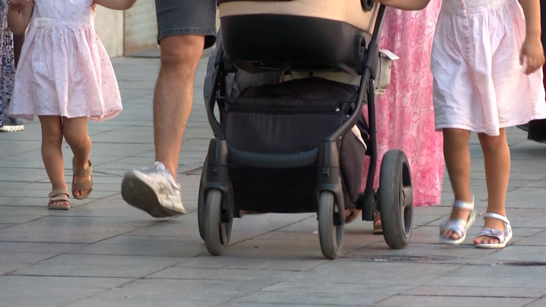 "Kaš se ženit'?": Mladi odgađaju brak, a BiH tone u demografsku krizu