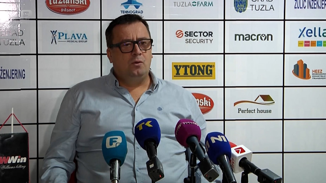 Otpušteni svi fudbaleri i treneri u seniorskom timu FK Sloboda