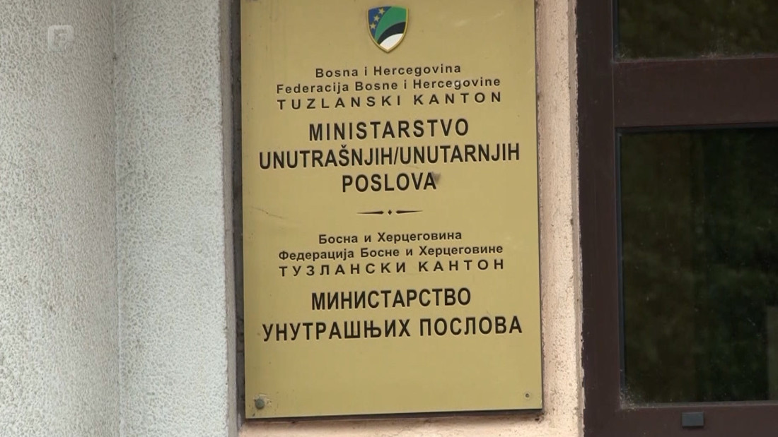 Kada sistem zataji: Policajci osumnjičeni za seksualno iskorištavanje štićenica doma