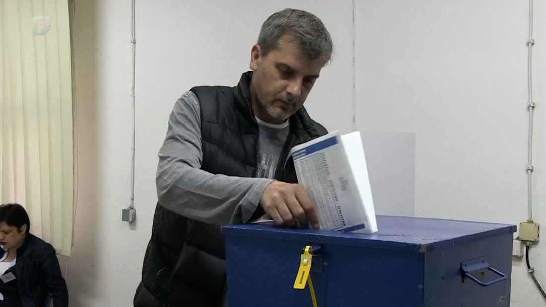 Duel vlasti i opozicije u RS-u: Prijavilo se pet stranaka i dva nezavisna kandidata