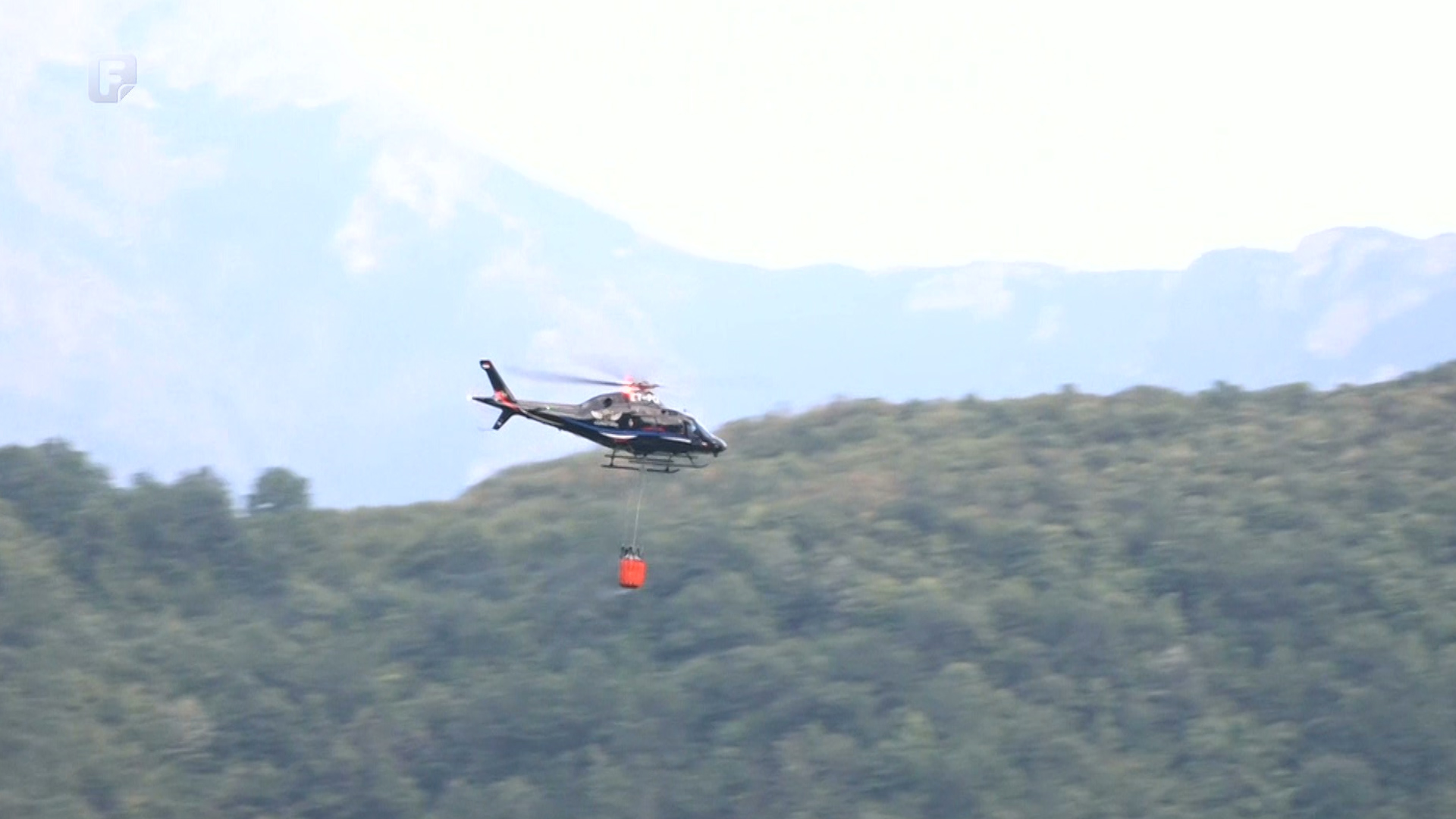 Požare u Jablanici gase i letjelice Helikopterskog servisa RS-a