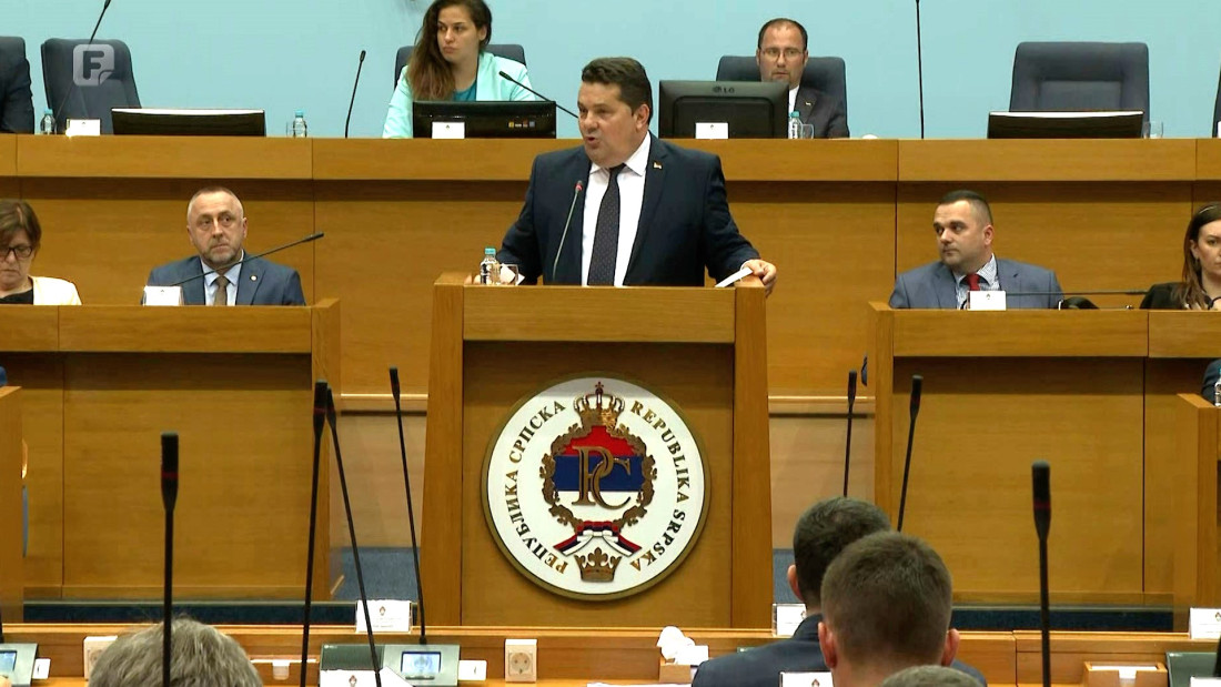 Može li NSRS zakonom zaštititi Dodika od sudskih procesa?