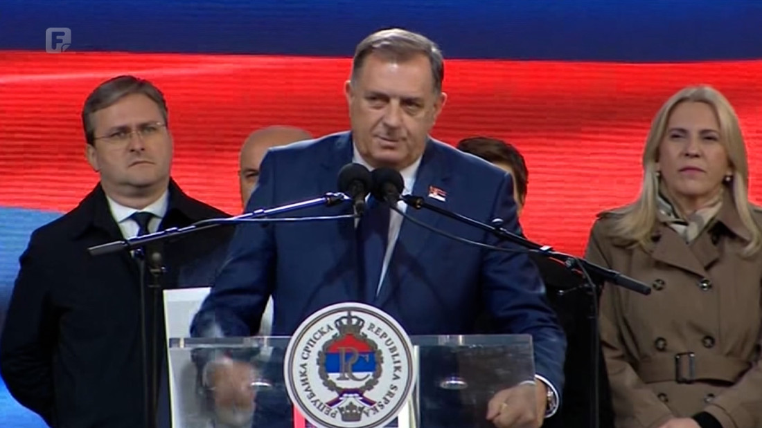 Od priznanja do poricanja - ploču okreće po potrebi