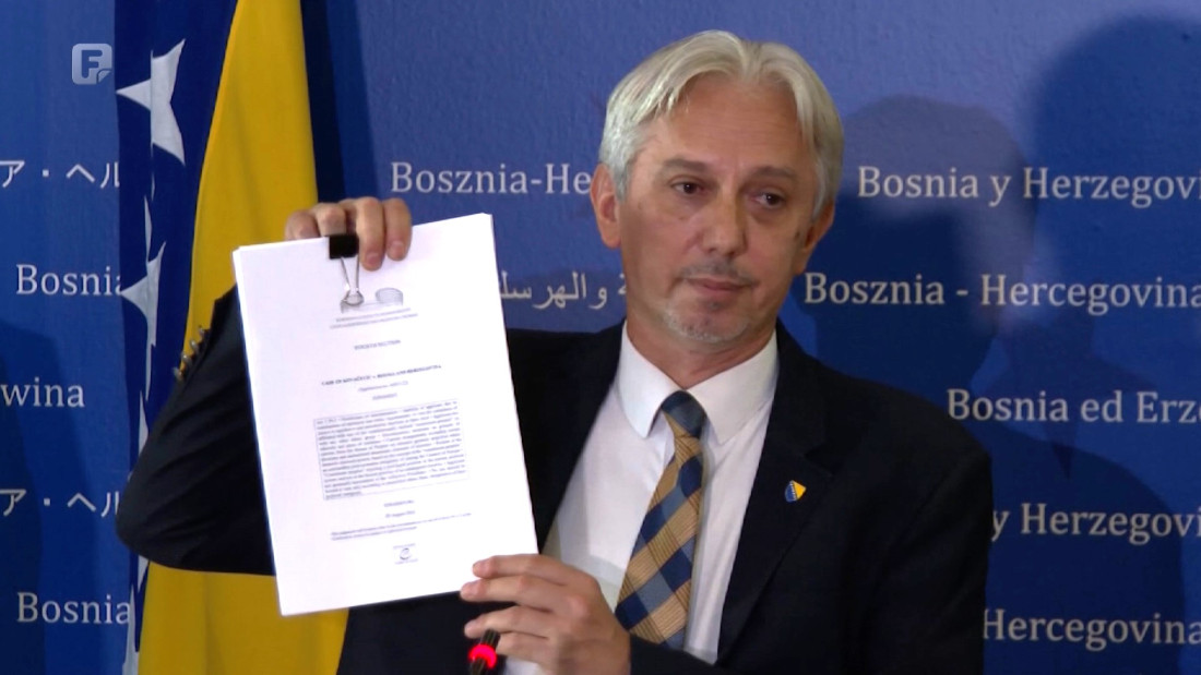 Koja je Schmidtova uloga u predmetu Kovačević?