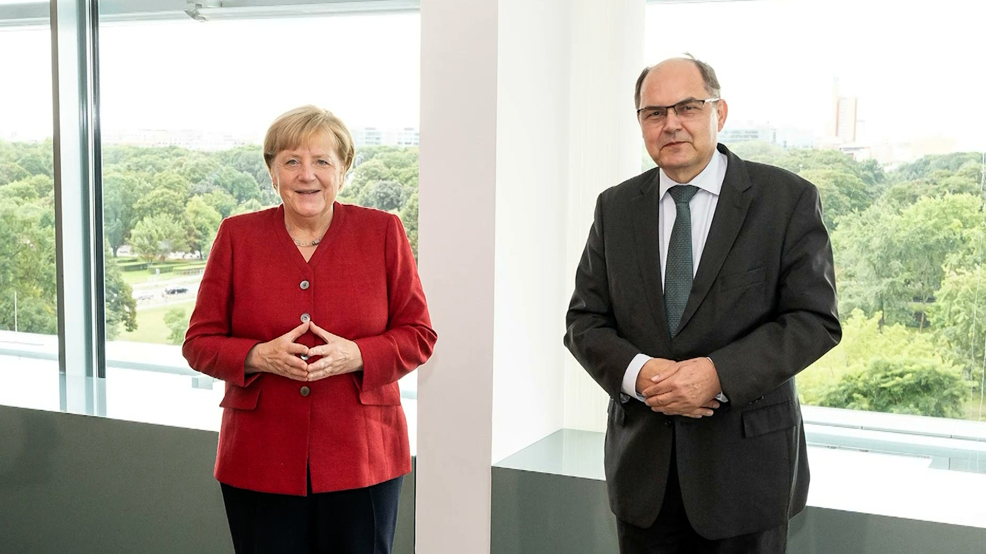 Merkel osigurala punu podršku visokom predstavniku u BiH Schmidtu