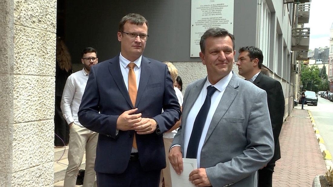 SDS dobio podršku opozicije u RS-u, kandidaturu predao i Vukanović
