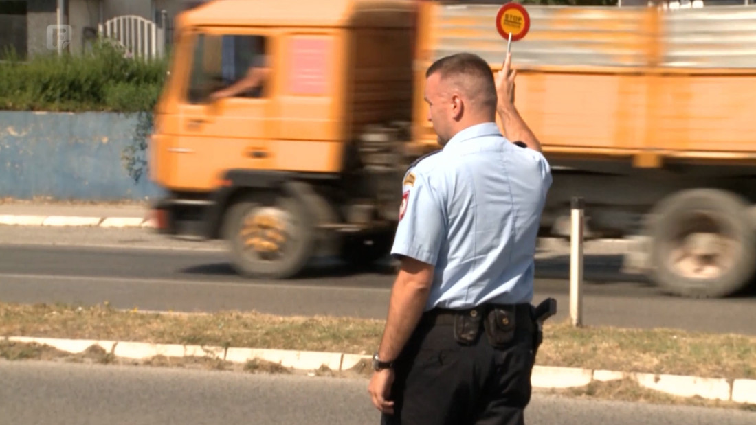 Mobitel za volanom može biti koban: Policija u RS-u izdala 3.826 kazni