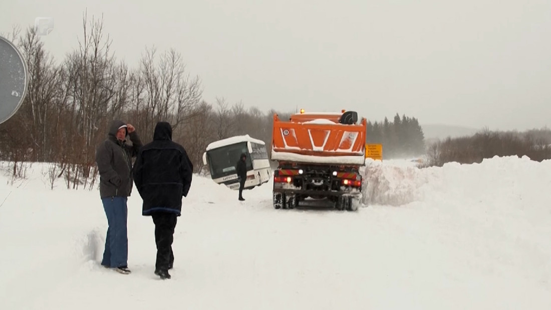 Kolaps na cestama zbog snježnih padavina, najteže stanje u USK-u