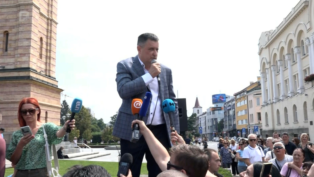 Stanivuković do petka treba povući odluku o poskupljenju parkinga