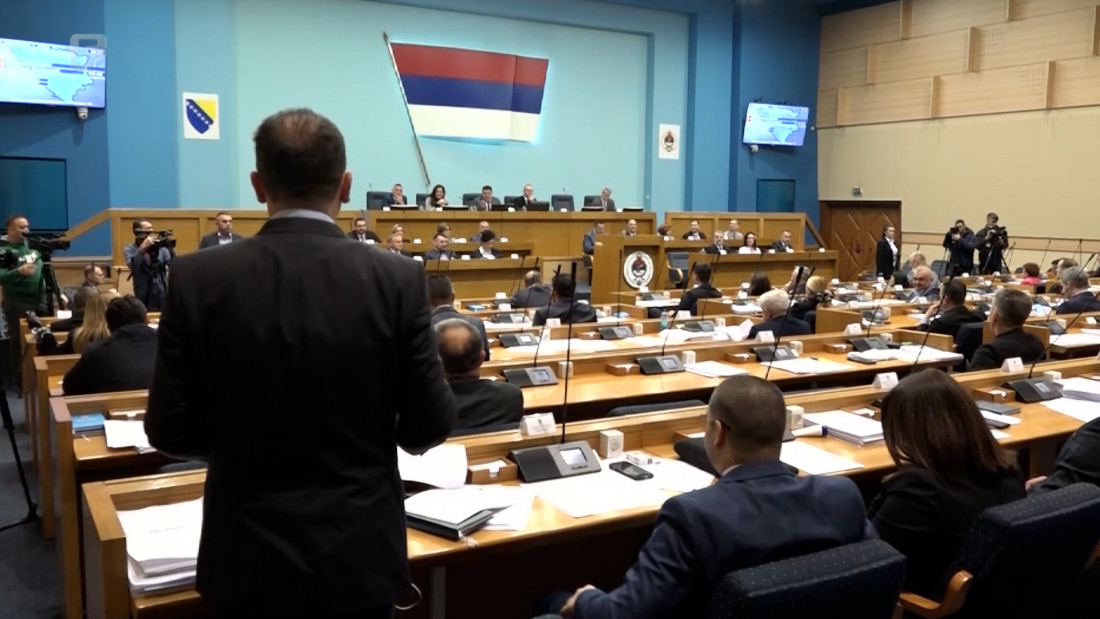 Prašinu dizali političkim temama, rezultat sjednica uglavnom bio mršav