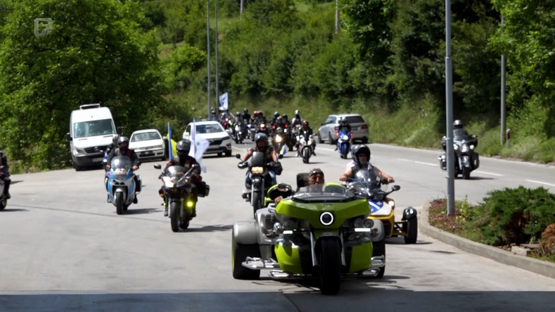 Motoristi iz Bihaća stigli u Sarajevo, sutra nastavljaju prema Potočarima