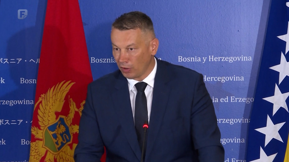 Nešić pjevao na profašističkom skupu u Bratuncu, CIK nije našao govor mržnje