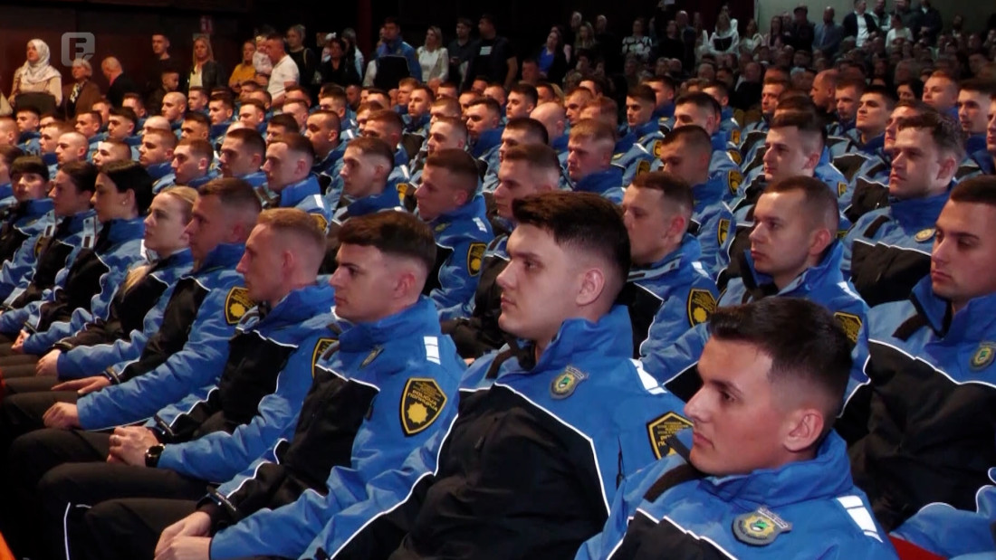 MUP Tuzlanskog kantona dobio 128 novih policajaca