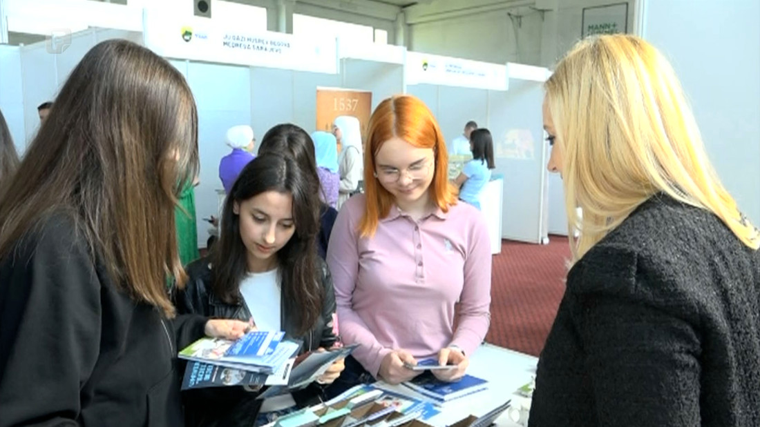 Sajam škola i fakulteta u Tešnju