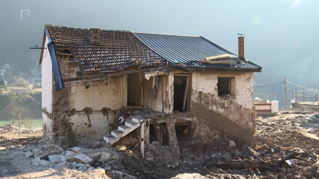 U Donjoj Jablanici mještani u Novu godinu ulaze u tuđim kućama, kod rodbine ili prijatelja