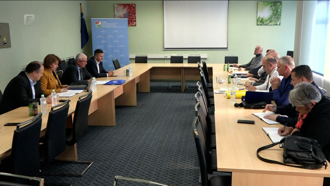 Sindikati u SBK-u s kantonalnim premijerom razgovarali o povećanju plata