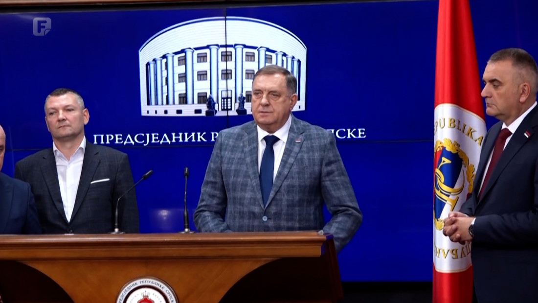 Jedan čovjek iznad svih institucija: Šta je ostalo od demokratije u RS-u?