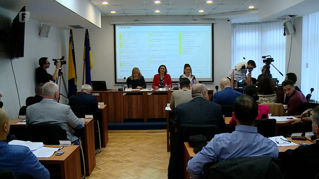 Povećanje cijena boravka u vrtićima i odvoza komunalnog otpada u Tuzli