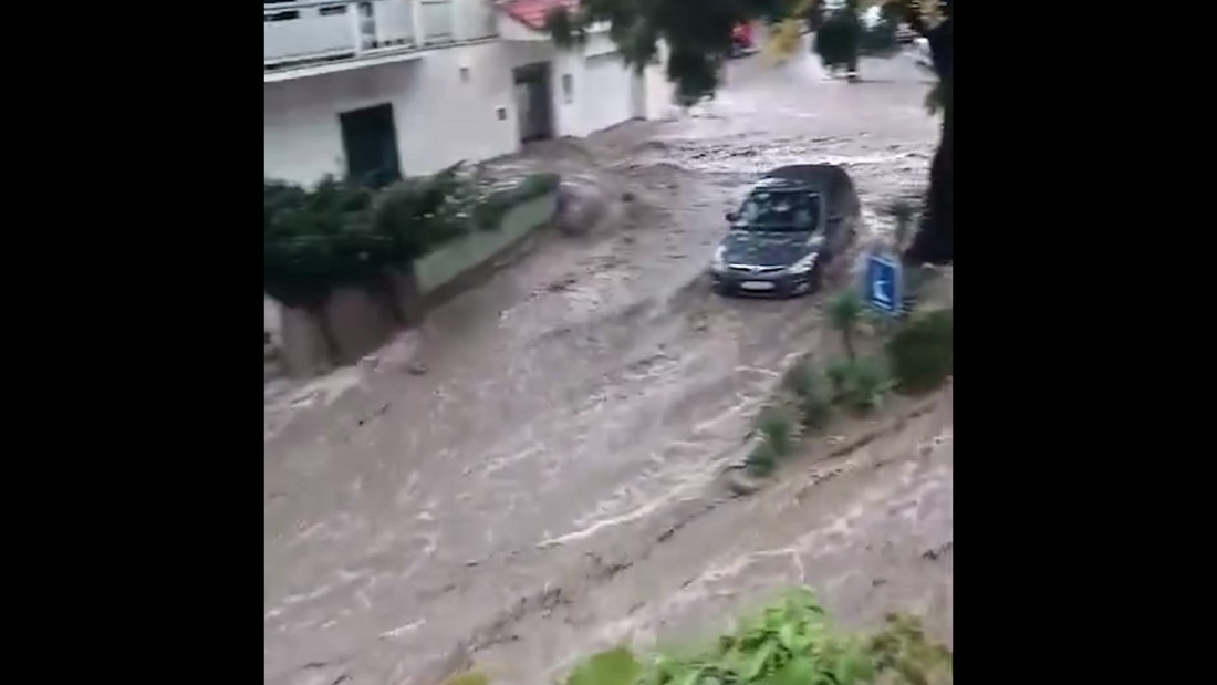 Nevrijeme na hrvatskoj obali: Bujične poplave pogodile Podgoru