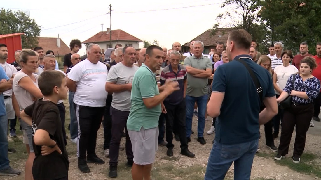 Mještani Starog Ugljevika optužuju RiTE za klizište, traže hitno rješenje