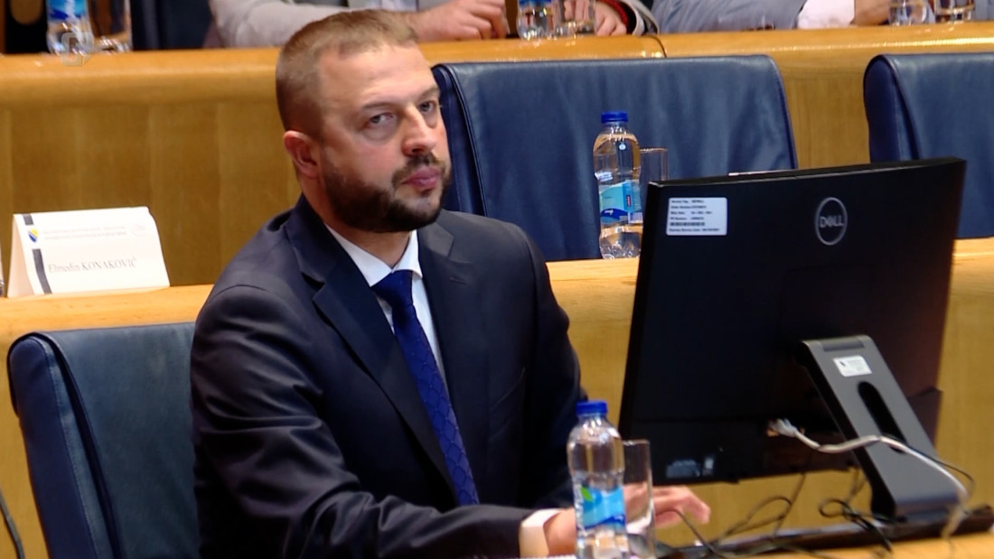 Nešković: Skupljam potpise za novu hitnu sjednicu