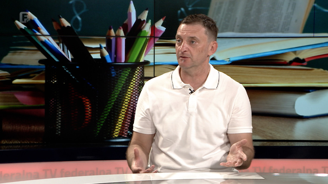 Zubić o reformi obrazovanja: Vratimo školovanje na kritičko mišljenje i etiku