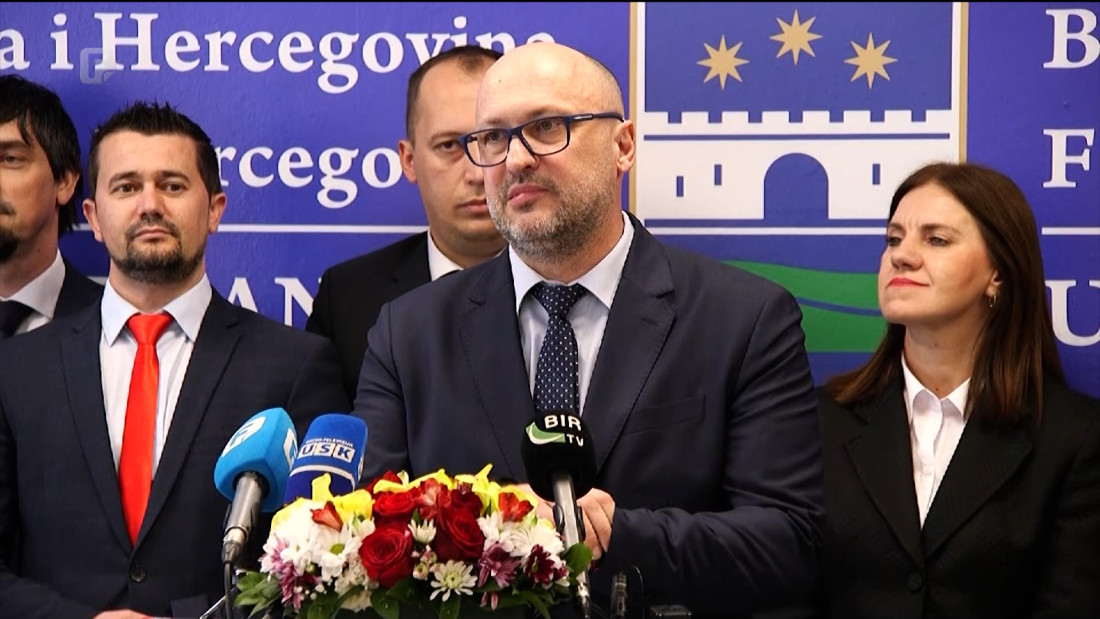 Hušić predstavio rezultate 100 dana rada Vlade USK-a