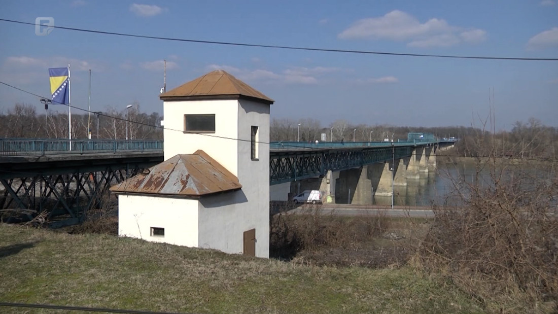 Zatvoren most Brčko – Gunja, milionski gubici za bh. privredu