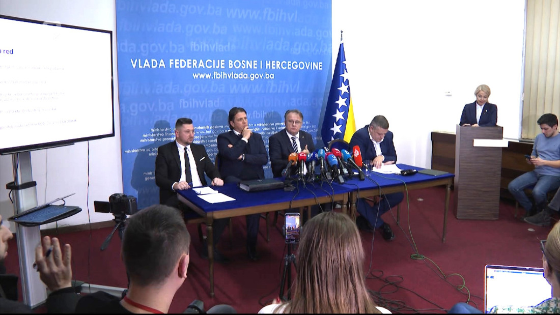 Minimalac od 1.000 KM ostaje - Vlada progovorila, pojasnila i iskritizirala