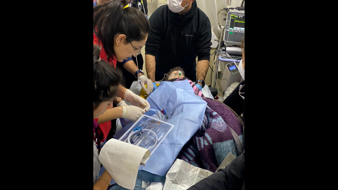 Novo čudo u  Turskoj: Dječak spašen iz ruševine nakon 260 sati