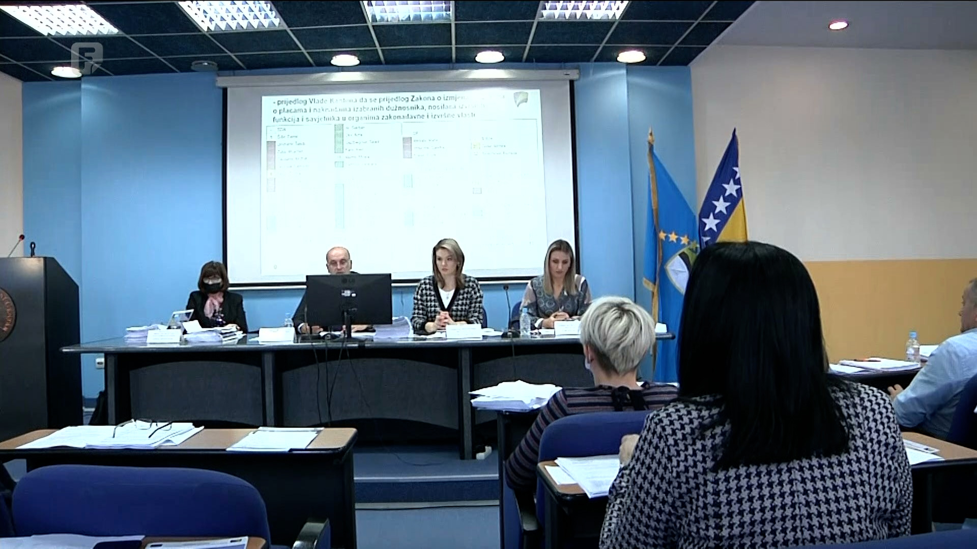Vlast u TK-u će u 2022. refundirati troškove osnivanja firmi